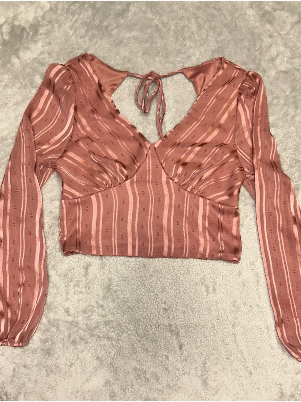 Tie-Back Long-Sleeve Crop Top in Dusty Rose